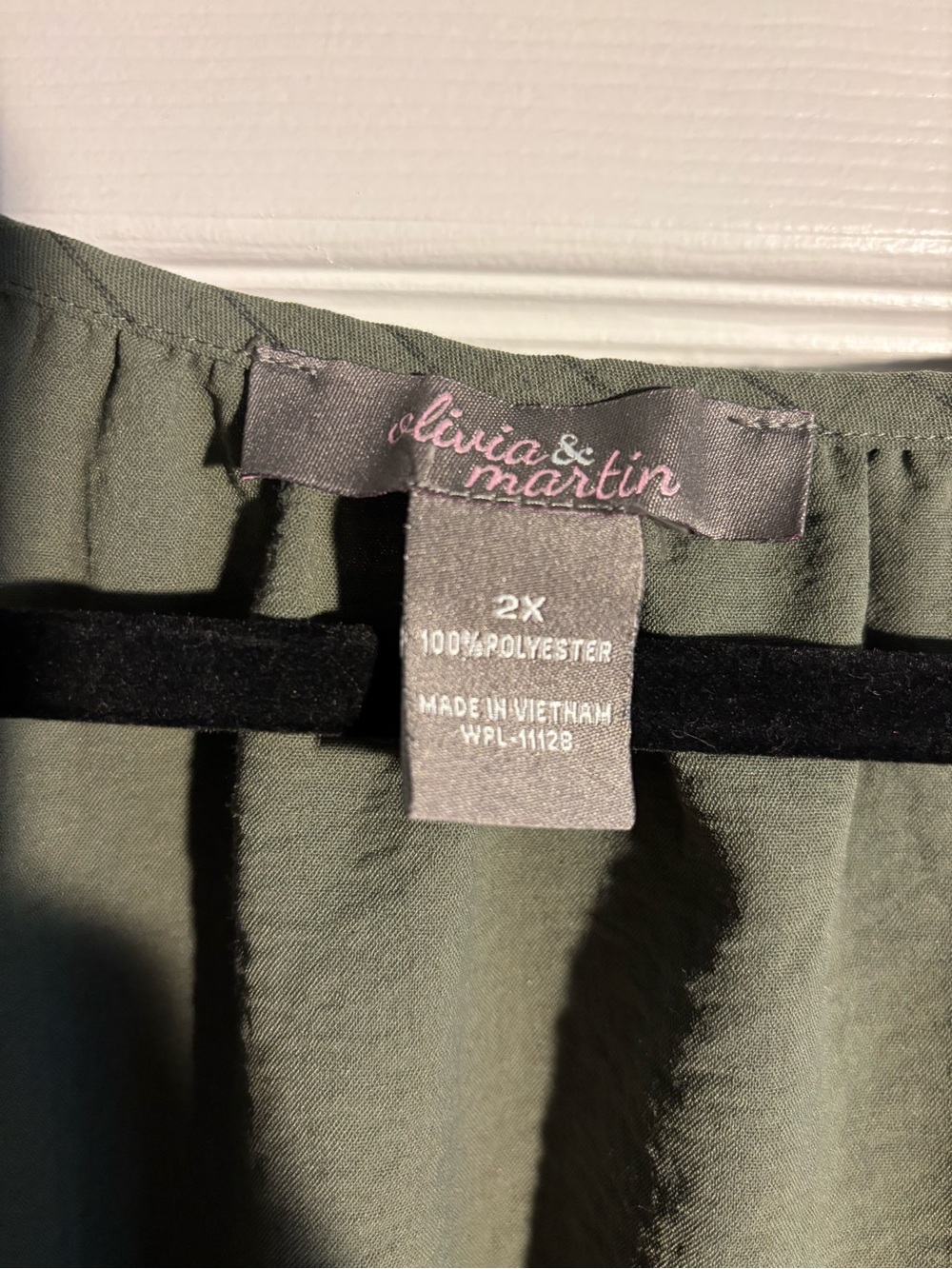 Olivia and Martin Peasant Blouse with Tie Neck size 2X - Picture 3 of 4